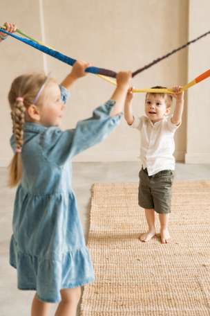 Guma sensoryczna animacyjna tęczowa AKSON - 5 metrów (1)