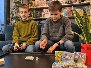 Mikro Quiz o Świecie - kieszonkowa gra edukacyjna